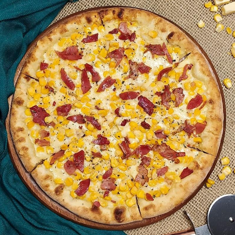 Hoje eu só quero uma pizza sabor Milho com bacon 🥓 e bordas de